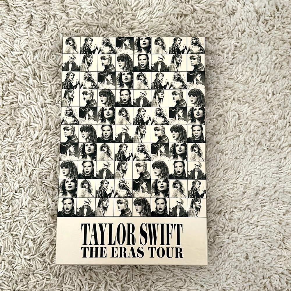 ERAS TOUR VIP BOX LA, CA - everything included except lanyard for concert